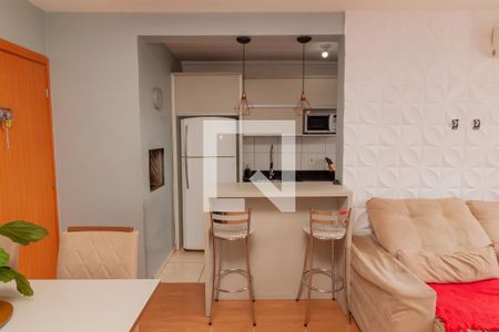 Apartamento à venda com 48m², 2 quartos e 1 vaga Apartamento à venda com 48m², 2 quartos e 1 vagaCozinha e Área de Serviço
