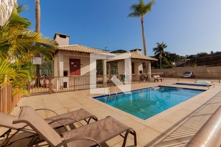 Apartamento à venda com 48m², 2 quartos e 1 vaga Apartamento à venda com 48m², 2 quartos e 1 vagaÁrea comum - Piscina