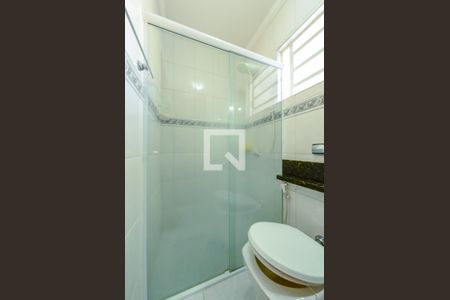 Casa à venda com 160m², 3 quartos e 5 vagasBanheiro 2