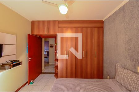 Casa à venda com 160m², 3 quartos e 5 vagasQuarto 1