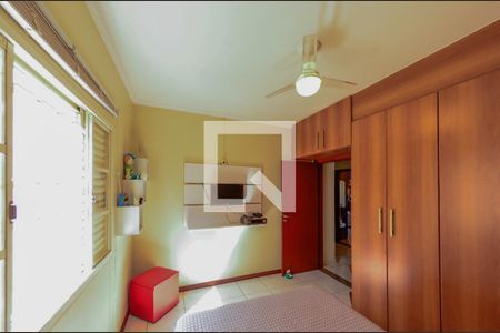 Casa à venda com 160m², 3 quartos e 5 vagasQuarto 1