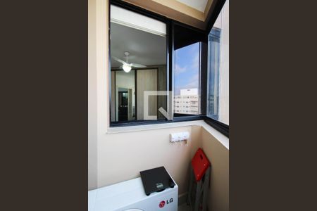 Varanda  de apartamento para alugar com 1 quarto, 32m² em Indianópolis, São Paulo