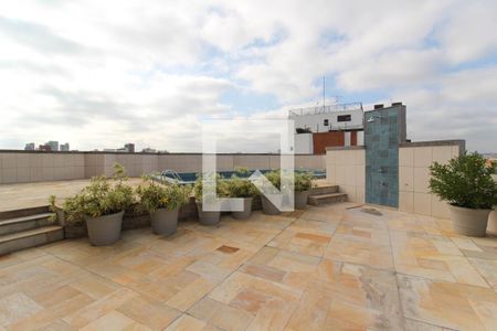 Apartamento à venda com 32m², 1 quarto e 1 vaga Apartamento à venda com 32m², 1 quarto e 1 vagaÁrea comum - Piscina