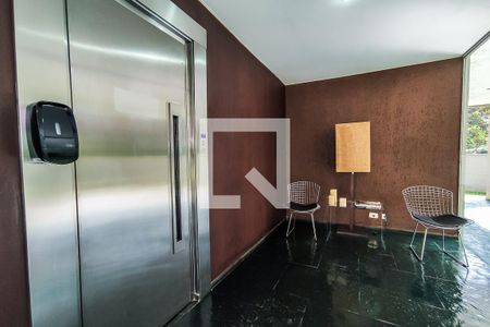Apartamento para alugar com 152m², 3 quartos e 3 vagasÁrea Comum - Hall Social