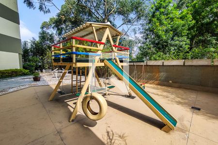 Apartamento para alugar com 152m², 3 quartos e 3 vagasÁrea Comum - Playground