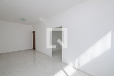 Sala de apartamento para alugar com 2 quartos, 82m² em Padre Eustáquio, Belo Horizonte