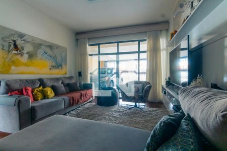 Sala de casa para alugar com 3 quartos, 180m² em Jardim dos Lagos, São Paulo