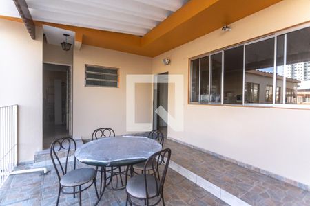 Casa à venda com 360m², 3 quartos e 7 vagasQuintal
