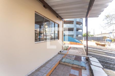 Casa à venda com 360m², 3 quartos e 7 vagasVaranda salão