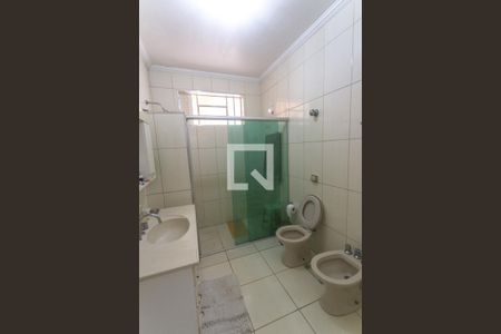 Casa à venda com 360m², 3 quartos e 7 vagasBanheiro