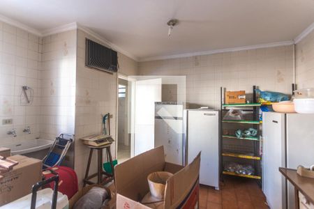 Casa à venda com 360m², 3 quartos e 7 vagasCozinha 2