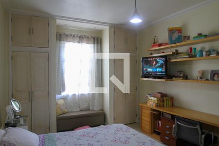 Casa à venda com 411m², 5 quartos e 2 vagasQuarto 4 - Suíte