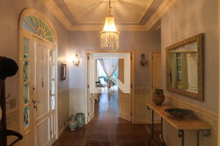 Casa à venda com 411m², 5 quartos e 2 vagasHall de Entrada