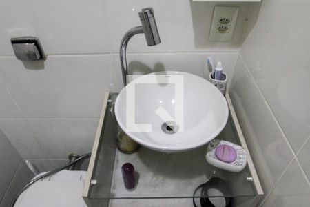 Casa à venda com 411m², 5 quartos e 2 vagasBanheiro do Quarto Suíte 2 - ExternoQuarto Suíte 2 - Externo