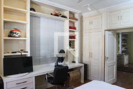 Casa à venda com 411m², 5 quartos e 2 vagasQuarto 2