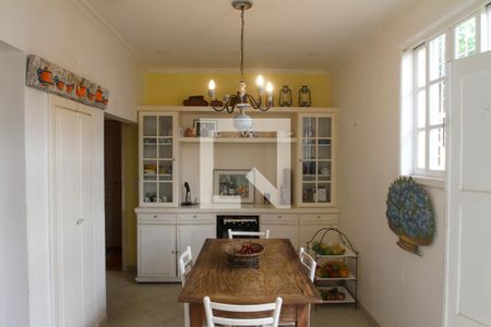 Casa à venda com 411m², 5 quartos e 2 vagasCozinha