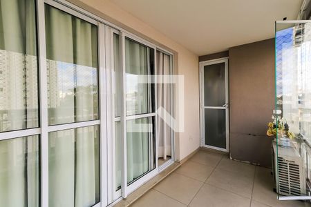 Varanda de apartamento para alugar com 2 quartos, 63m² em Vila Sonia, São Paulo