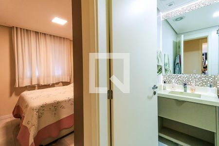 Suíte de apartamento para alugar com 2 quartos, 63m² em Vila Sonia, São Paulo