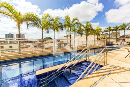 Apartamento à venda com 63m², 2 quartos e 1 vagaÁrea Comum - Piscinas