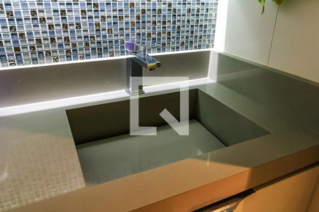 Apartamento à venda com 63m², 2 quartos e 1 vagaBanheiro Social - Detalhe