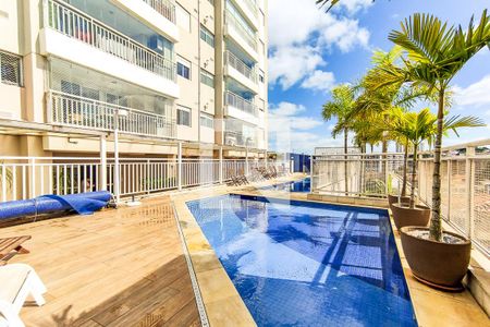 Apartamento à venda com 63m², 2 quartos e 1 vagaÁrea Comum - Piscinas