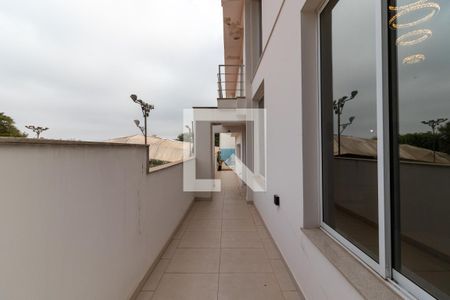 Casa à venda com 700m², 3 quartos e 8 vagasCorredor Lateral
