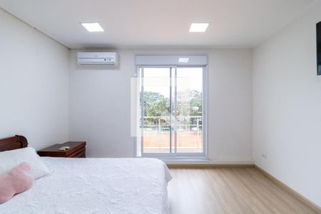 Suíte 1 de casa à venda com 3 quartos, 700m² em Jardim Franca, São Paulo