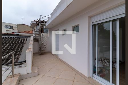 Casa à venda com 700m², 3 quartos e 8 vagasVaranda da Suíte 2 e 3