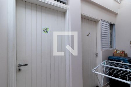 Casa à venda com 700m², 3 quartos e 8 vagasVestiários