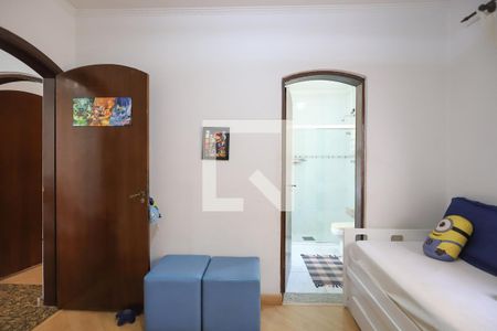 Casa à venda com 4 quartos, 276m² em Vila Paulicéia, São Paulo