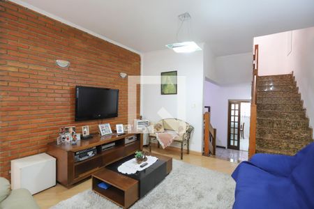 Casa à venda com 4 quartos, 276m² em Vila Paulicéia, São Paulo