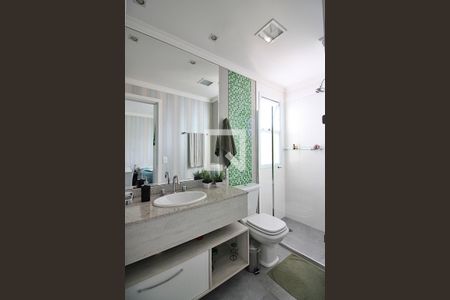 Apartamento para alugar com 157m², 3 quartos e 3 vagasBanheiro do Quarto 2 - Suíte