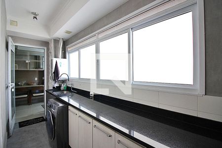 Apartamento para alugar com 157m², 3 quartos e 3 vagasÁrea de Serviço