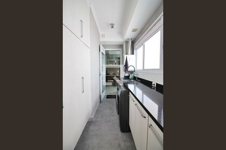 Apartamento para alugar com 157m², 3 quartos e 3 vagasÁrea de Serviço