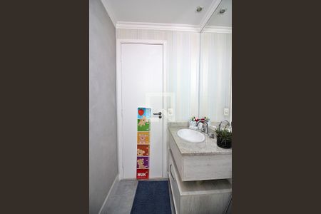 Apartamento para alugar com 157m², 3 quartos e 3 vagasBanheiro do Quarto 1 - Suíte