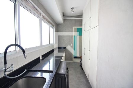 Apartamento para alugar com 157m², 3 quartos e 3 vagasÁrea de Serviço