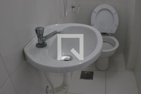 Apartamento à venda com 80m², 2 quartos e 2 vagasBanheiro de Serviço