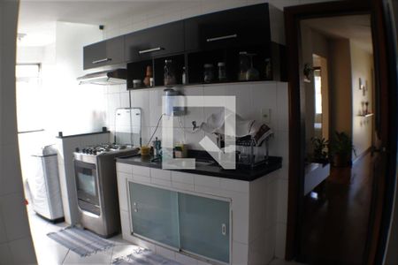 Apartamento à venda com 80m², 2 quartos e 2 vagasCozinha e Área de Serviço