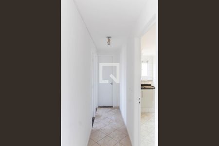 Corredor de apartamento para alugar com 2 quartos, 56m² em Jardim Danfer, São Paulo