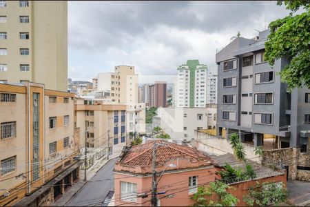 Apartamento para alugar com 80m², 2 quartos e 1 vagaVista