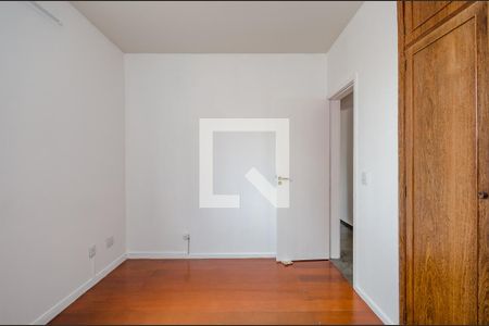 quarto 1 de apartamento para alugar com 2 quartos, 80m² em Coração de Jesus, Belo Horizonte