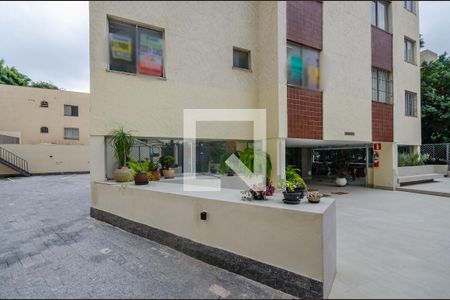 Apartamento para alugar com 80m², 2 quartos e 1 vagaFachada