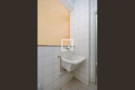 Apartamento para alugar com 80m², 2 quartos e 1 vagaÁrea de Serviço