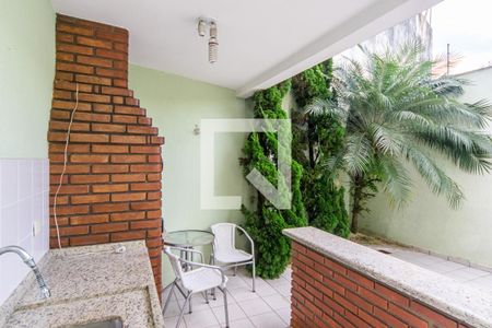 Casa à venda com 300m², 4 quartos e 5 vagasChurrasqueira
