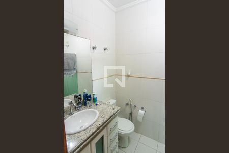 Casa à venda com 300m², 4 quartos e 5 vagasSuíte 2