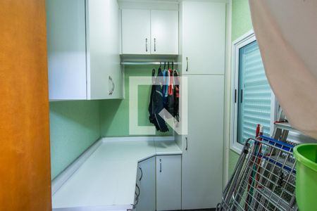 Casa à venda com 300m², 4 quartos e 5 vagasÁrea de Serviço