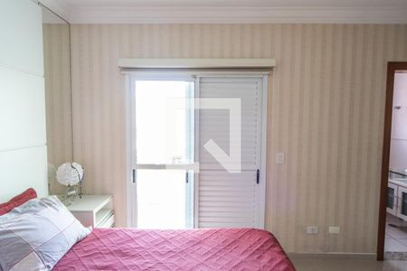 Casa à venda com 300m², 4 quartos e 5 vagasSuíte 1