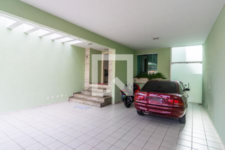 Casa à venda com 300m², 4 quartos e 5 vagasGaragem