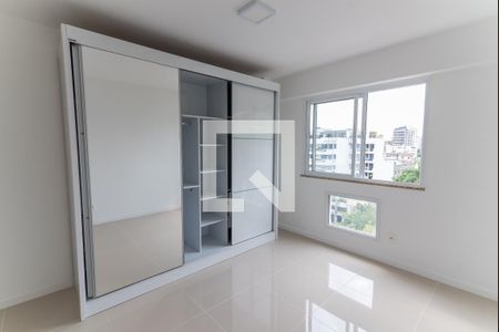 Suíte  de apartamento à venda com 2 quartos, 162m² em Tijuca, Rio de Janeiro