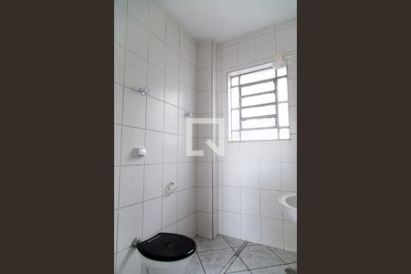 Apartamento para alugar com 65m², 2 quartos e sem vaga Apartamento para alugar com 65m², 2 quartos e sem vagaBanheiro